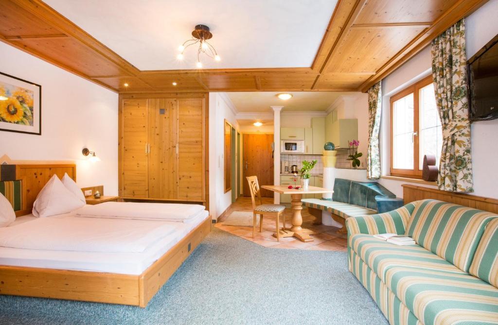 Fliana Arlberg Studios Sankt Anton am Arlberg Oda fotoğraf
